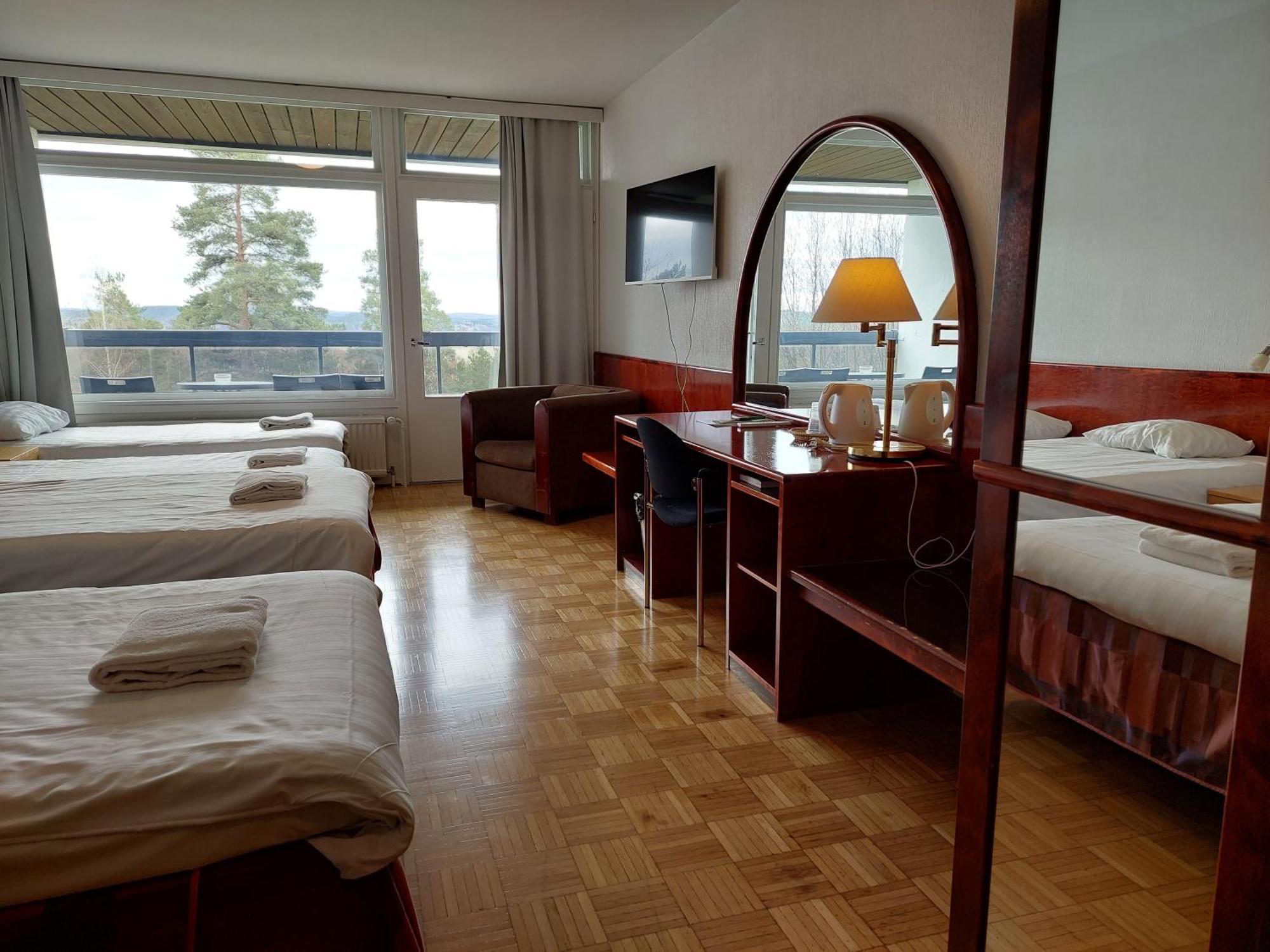 Hotel & Hostel Tallukka Asikkala  Екстер'єр фото